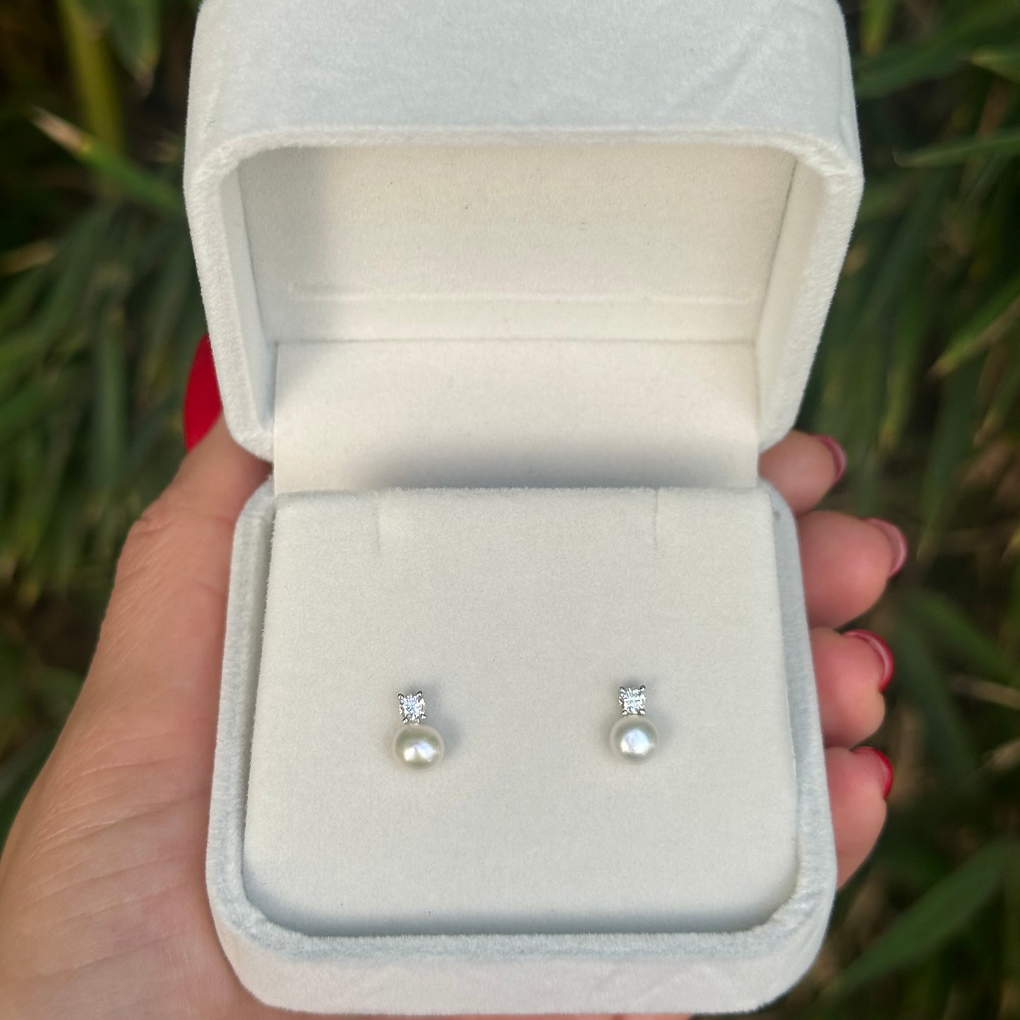 Aretes Perla Moissanita 0.1ct