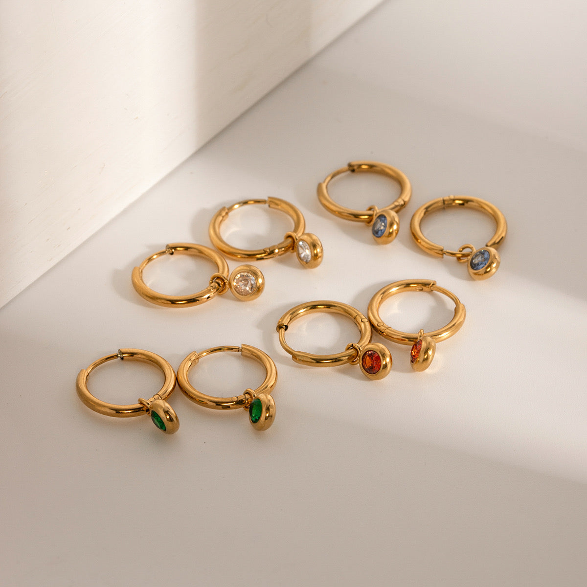 Huggies Petite Shine