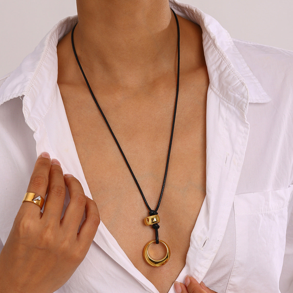 Collar Círculo Black