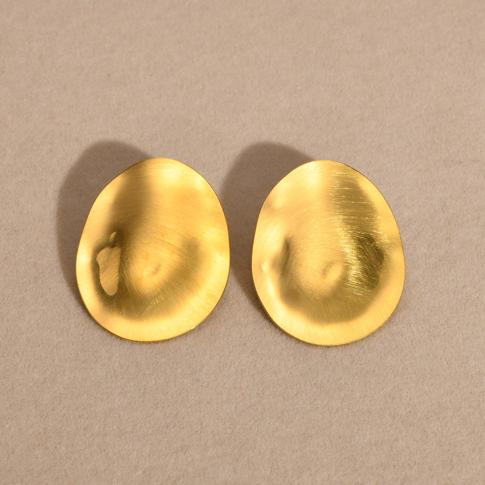 Aretes Oval