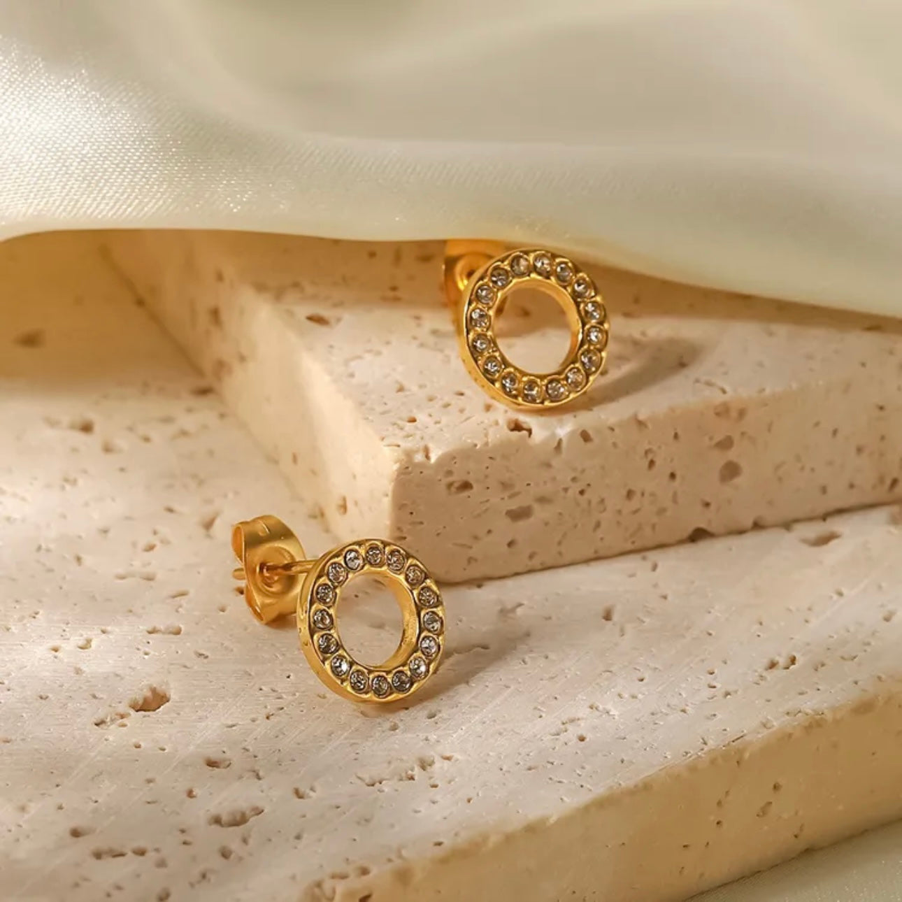 Aretes Pandora