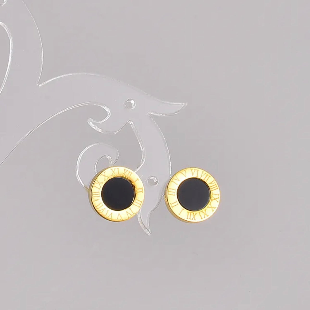 Aretes Black Roman