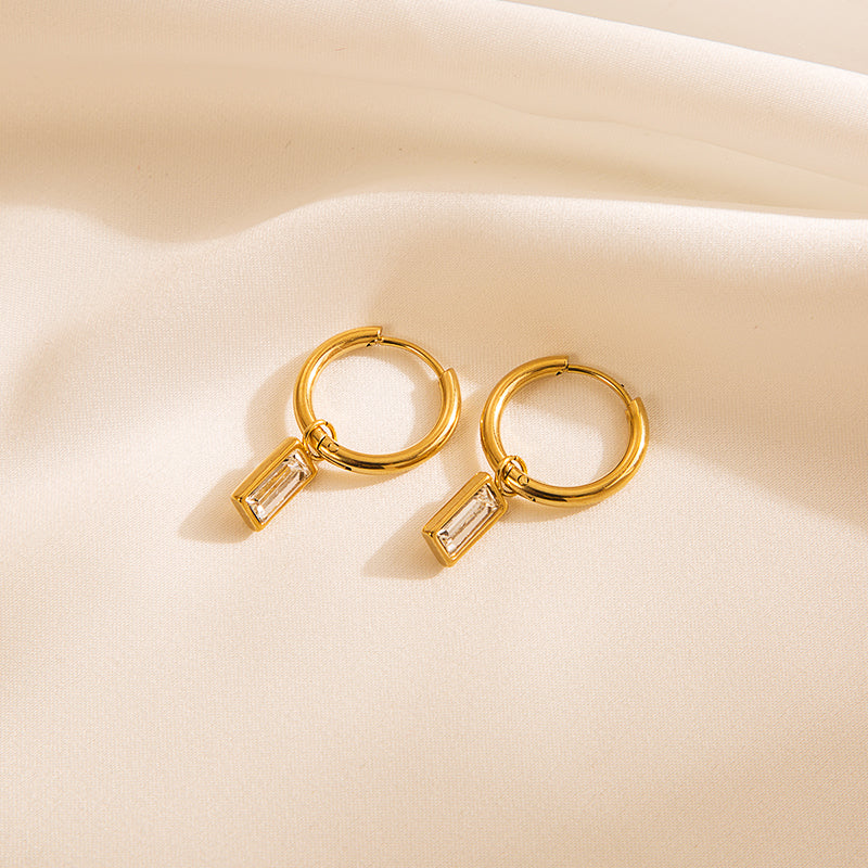 Aretes White Square
