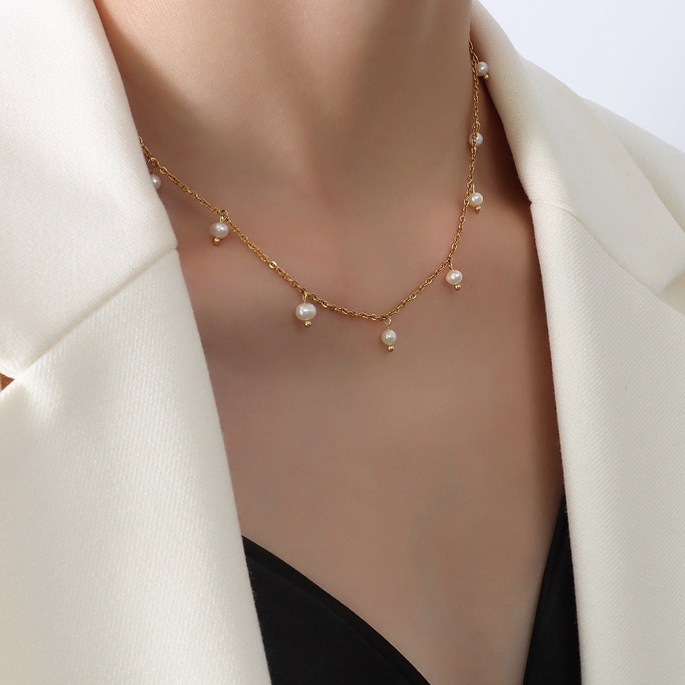 Collar perlas colgantes