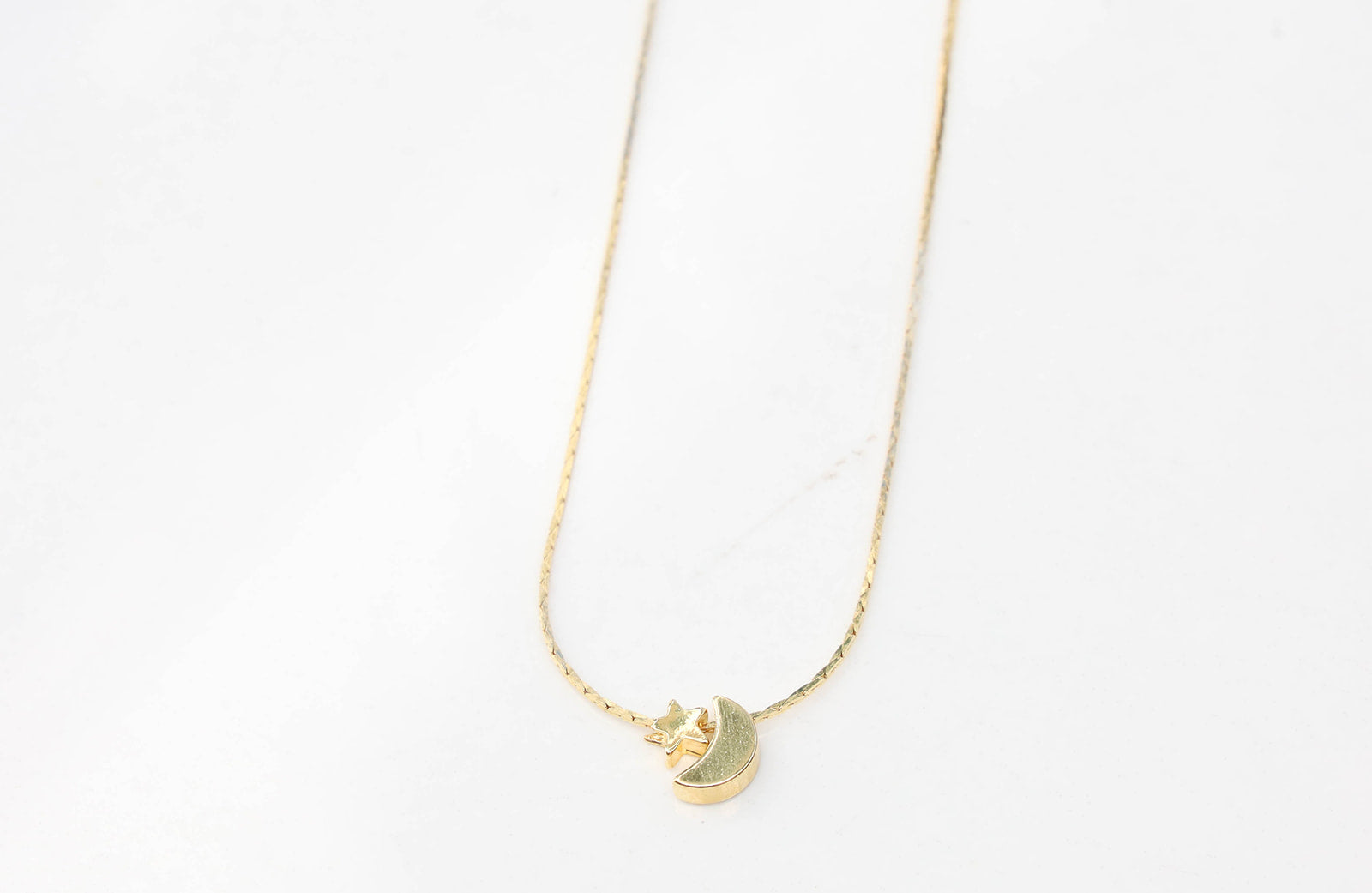 Collar Luna con estrella mini