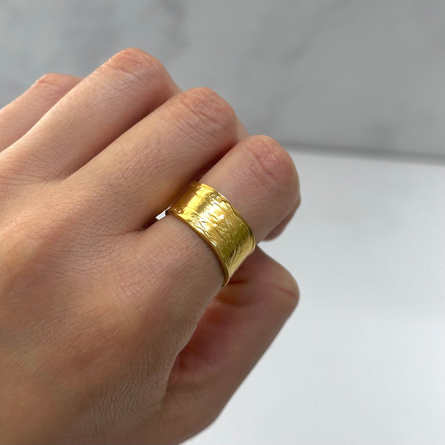 Anillo Luzia