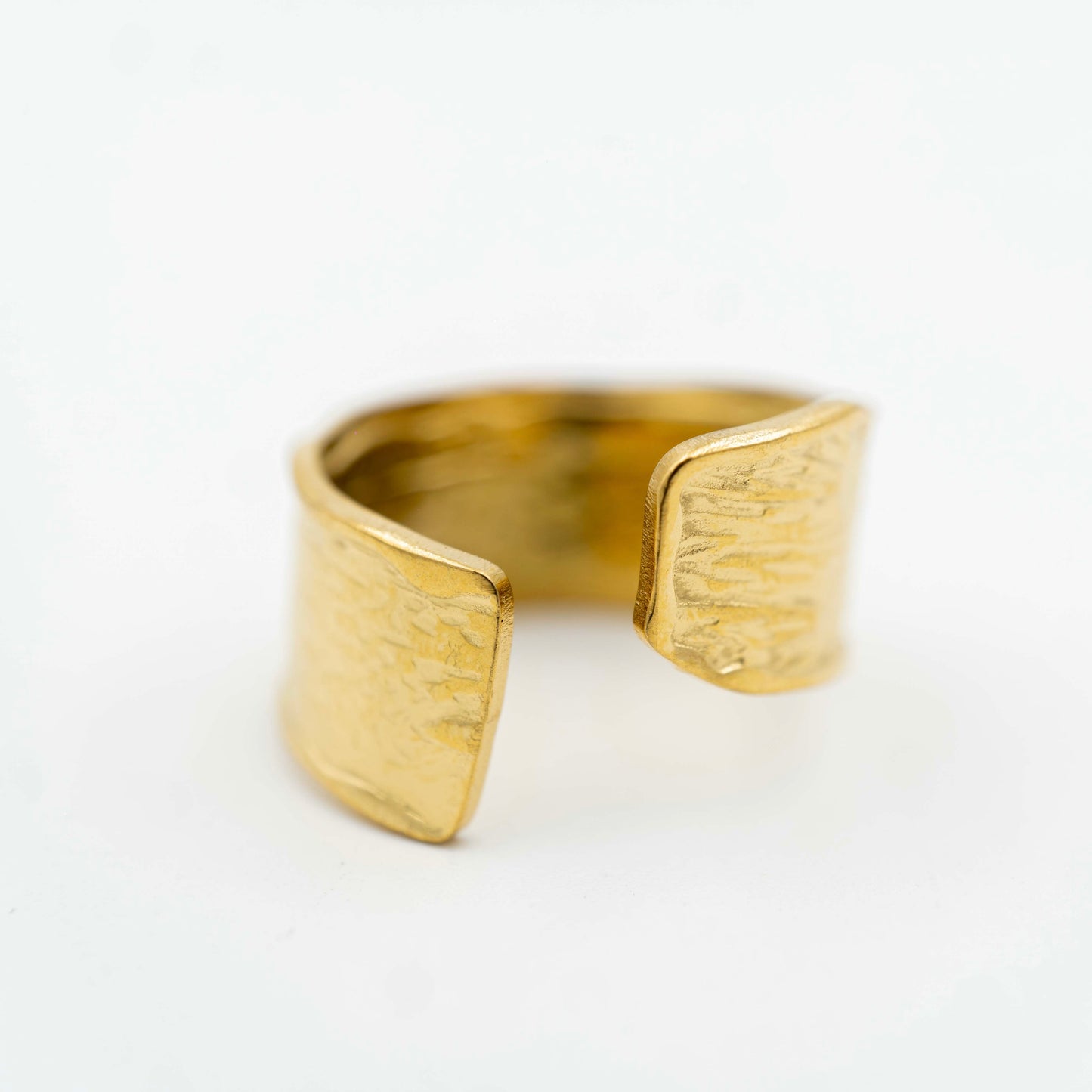 Anillo Luzia