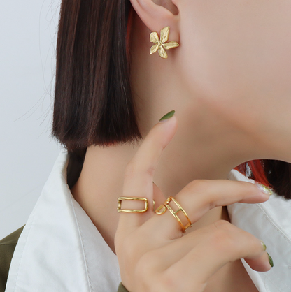 Aretes Flor Petalo