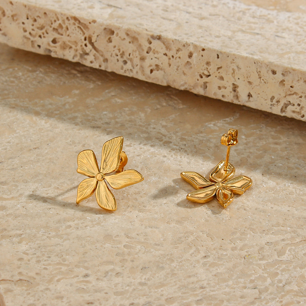 Aretes Flor Petalo
