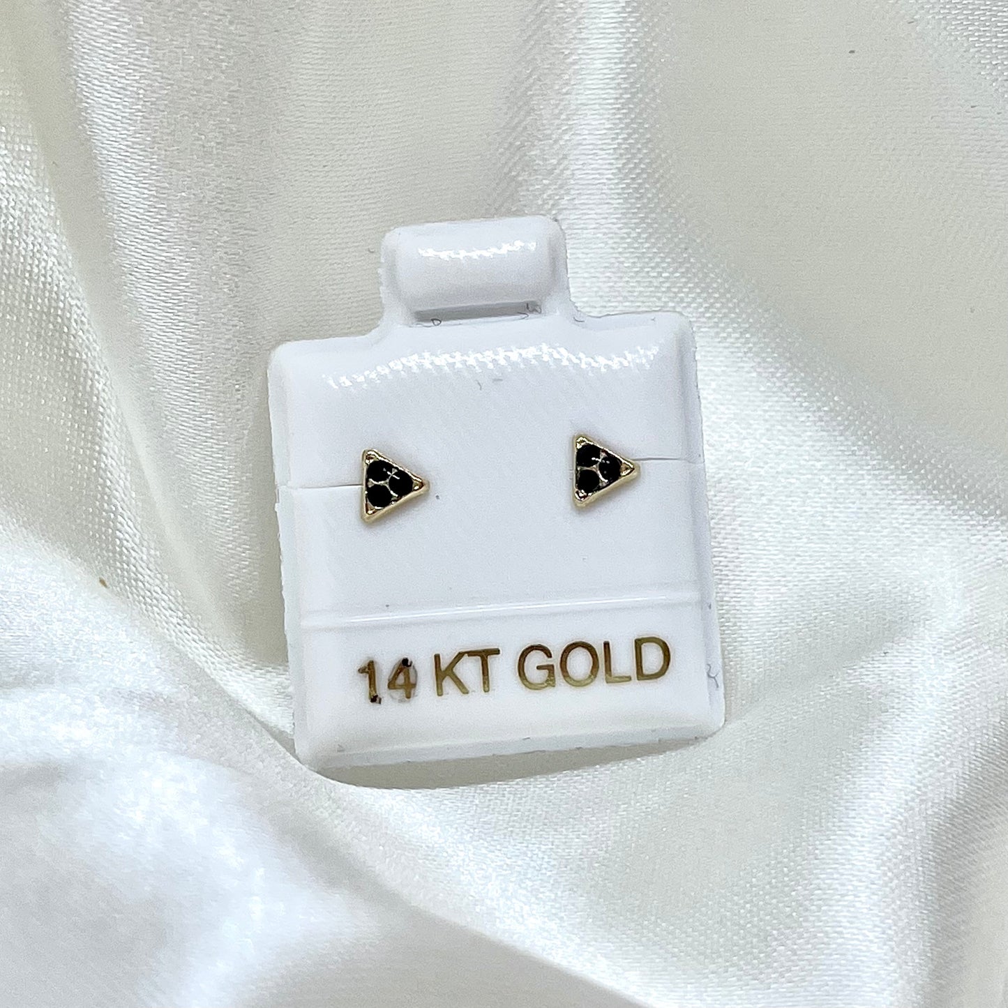 Piercing Black Oro 10k (precio por 1 arete)