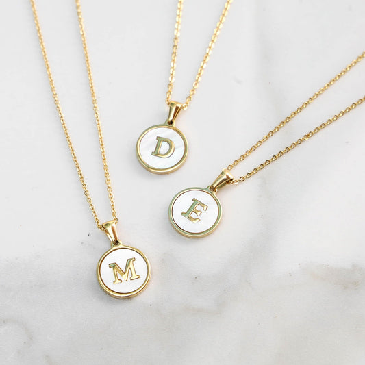 Collar Letra Blanca